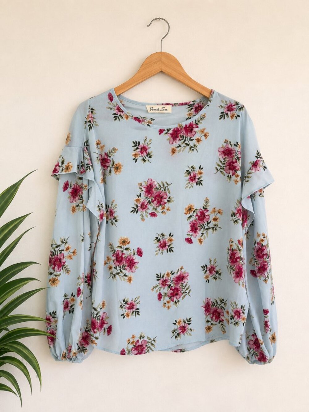 Vine & Love Floral Ruffle Sleeve Blouse Blue Pink Size Small NWOT